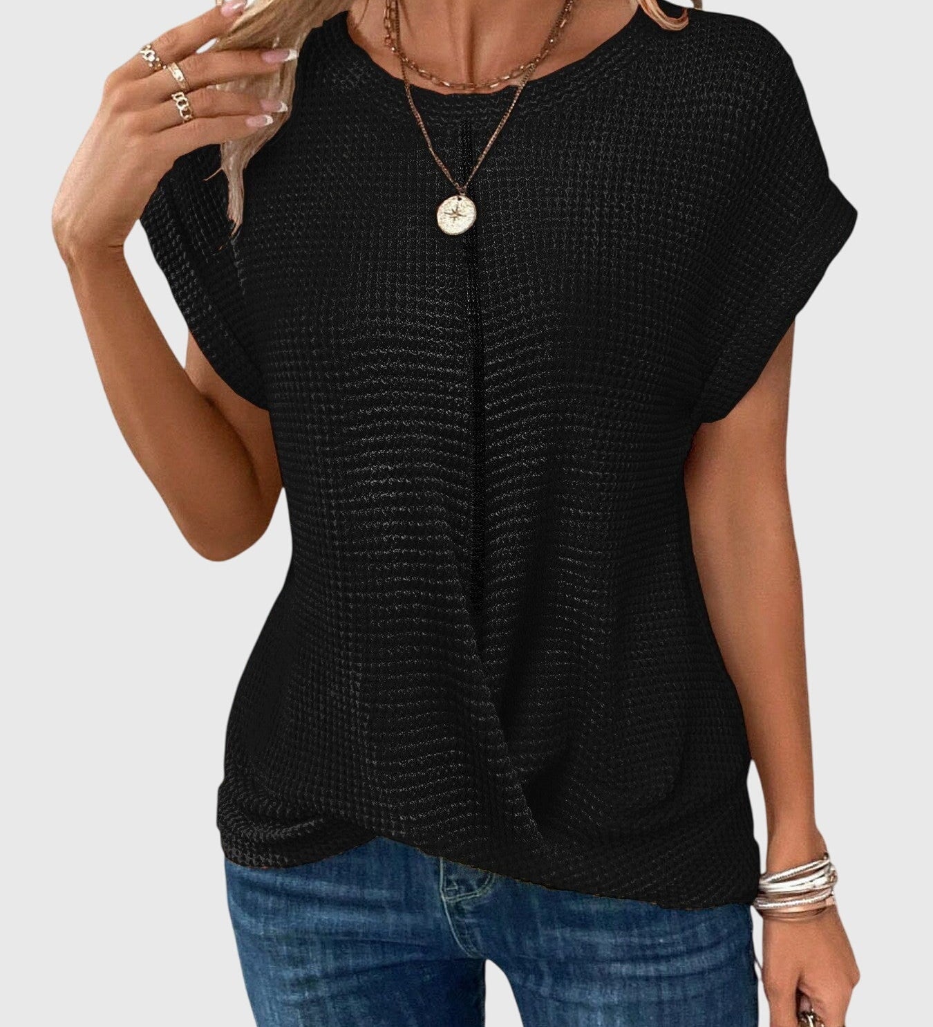 Isa™ | Elegant Blouse with Crew Neck